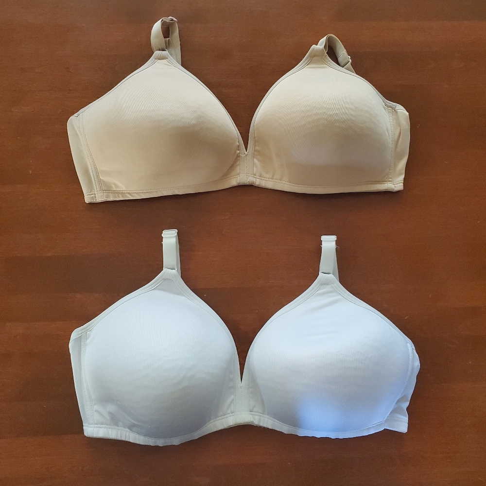 Bras 38DD padded wireless Fruit of the Loom white tan